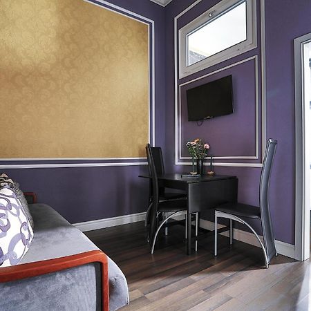 Two-Bedroom Haven In The Old Town Praga Zewnętrze zdjęcie