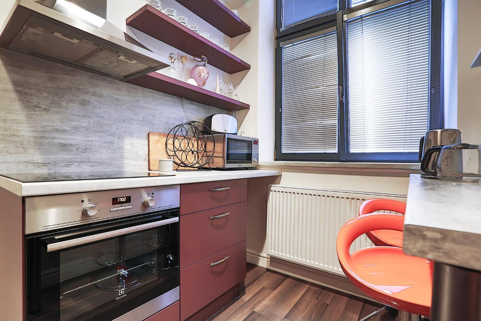Two-Bedroom Haven In The Old Town Praga Zewnętrze zdjęcie