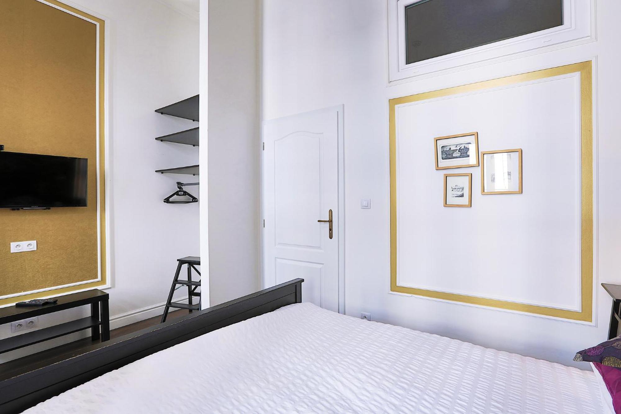 Two-Bedroom Haven In The Old Town Praga Zewnętrze zdjęcie