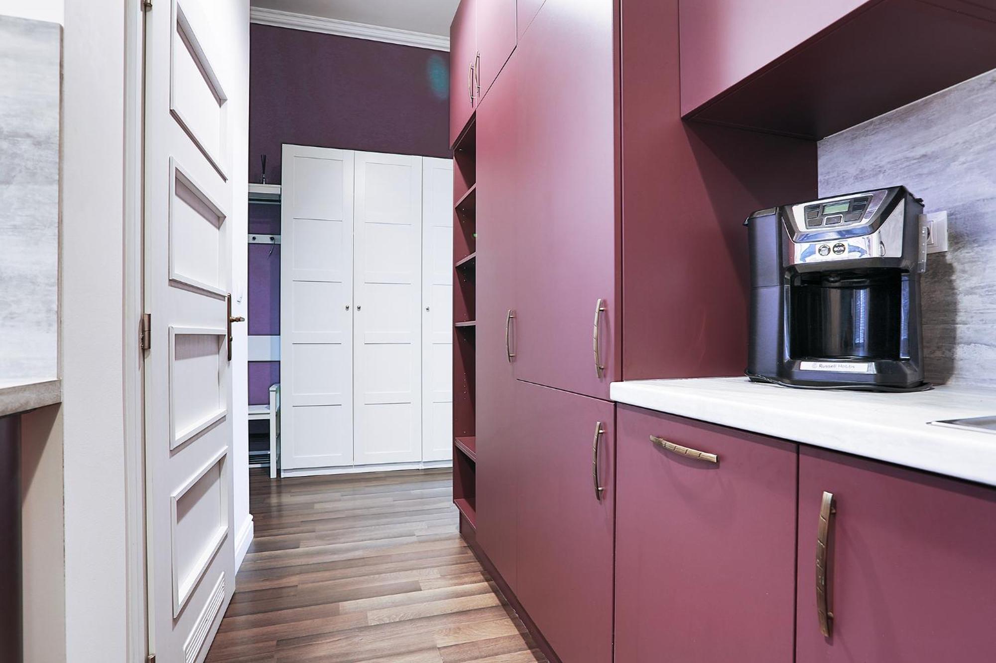 Two-Bedroom Haven In The Old Town Praga Zewnętrze zdjęcie